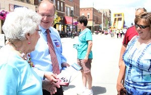 Jim Hagedorn, Republican candidate for the 1st District U.S. House of Representatives seat, talks with Erna Berthelsen, left, and Laura Berthelsen in downtown Albert Lea Wednesday. – Sarah Stultz/Albert Lea Tribune