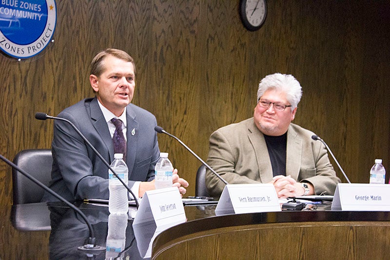 Mayoral Candidates Face Off In Forum Albert Lea Tribune Albert Lea Tribune 